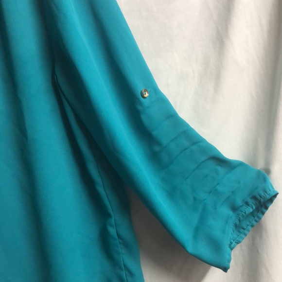 Gorgeous blue v neck blouse with button sleeves small - Picture 12 of 12